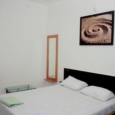Anahat Cottages Diveāgar Buitenkant foto