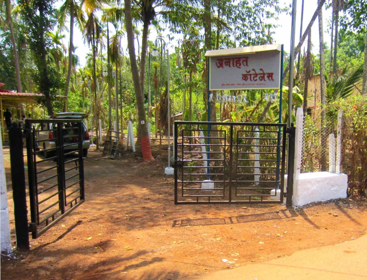 Anahat Cottages Diveāgar Buitenkant foto