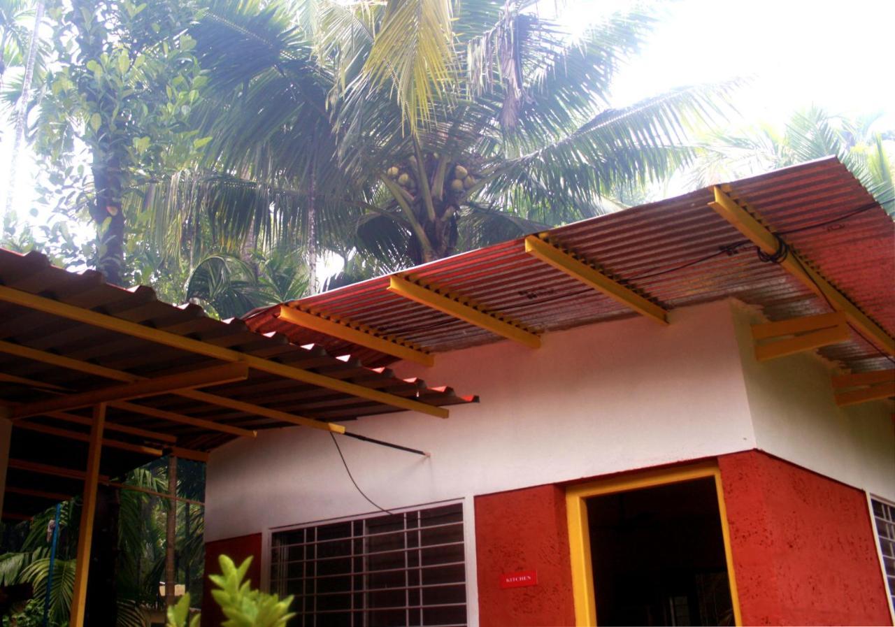 Anahat Cottages Diveāgar Buitenkant foto